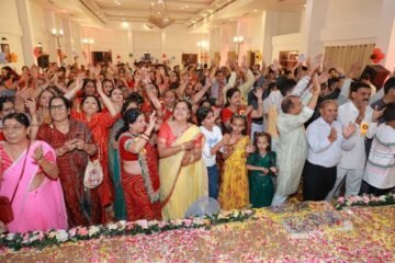 उदयपुर में श्री कृष्ण जन्माष्टमी का भव्य महोत्सव पूजनीया रासेश्वरी  देवी के सान्निध्य में हुआ आयोजन