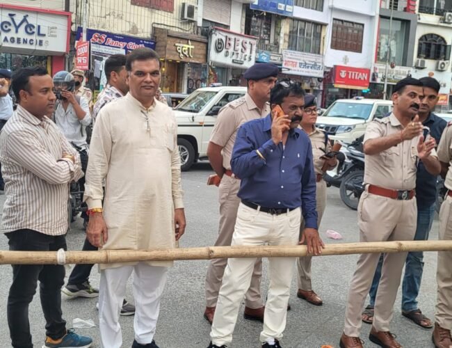 मुख्यमंत्री शनिवार को करेंगे रोड शो