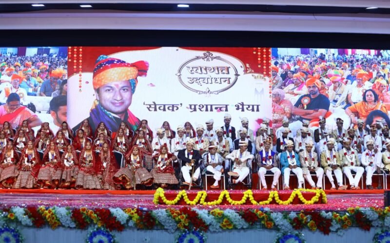 दिव्यांगता नहीं रोक पाई सपनों की डोली, 50 जोड़ों ने थामा एक-दूसरे का हाथ