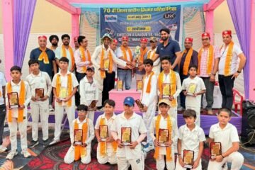 डीपीएस उदयपुर का क्रिकेट में जलवा, एसजीएफआई टूर्नामेंट की ट्रॉफी पर जमाया कब्जा