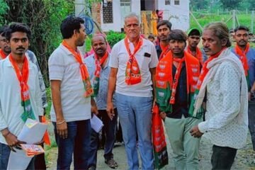 निकाय चुनाव का गरमाया पारा: हिंदुत्व के चोले से बाहर निकल भाजपा ने फेंका ‘मुस्लिम कार्ड’, फतेहनगर की चुनावी बिसात में रोचक हुई जंग