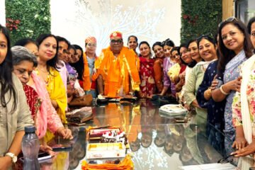 राजकुमार फत्तावत के चेयरमैन पद पर निर्वाचित होने पर महिला प्रकोष्ठ ने किया भव्य अभिनंदन