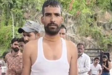 जन्माष्टमी पर मुकेश बना तारणहार, फतहसागर में कूदी युवती को बचाया