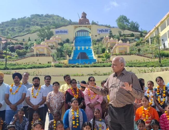पर्यटन स्थल नहीं, अपितु राष्ट्र चरित्र निर्माण का स्थल है प्रताप गौरव केन्द्र — प्रो. बीपी शर्मा