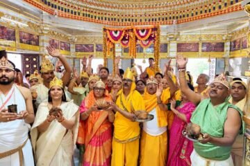 ध्यानोदय तीर्थ में दशलक्षण महापर्व के छठे दिन गूंजा भक्ति का स्वर, पंचामृत महाभिषेक व शांतिधारा में उमड़े श्रद्धालु,आज सजेगी भव्य भक्ति संध्या