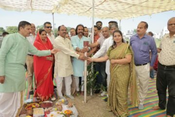 स्वदेशी के संकल्प के साथ नागरिक जागरूकता का माध्यम भी बनेगा स्वदेशी मेला — सांसद डॉ. रावत