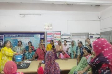 राष्ट्रीय महिला किसान दिवस पर कृषिरत महिलाओं को आधुनिक कृषि, खाद्य प्रसंस्करण एवं डिजिटल मार्केटिंग अपनाने का संदेश