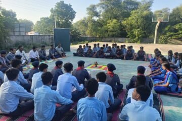 अभिनव नागोरी स्कूल भुवाणा में महात्मा गांधी एवं लाल बहादुर शास्त्री जयंती पर सर्वधर्म प्रार्थना सभा और स्काउट प्रतियोगिता का आयोजन