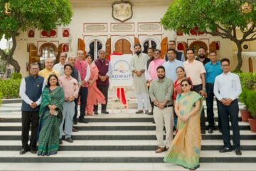 सिटी पैलेस में रोटरी डिस्ट्रिक्ट 3056 की थीम ‘अद्वैत’ का अनावरण, लक्ष्यराज सिंह मेवाड़ रहे मौजूद