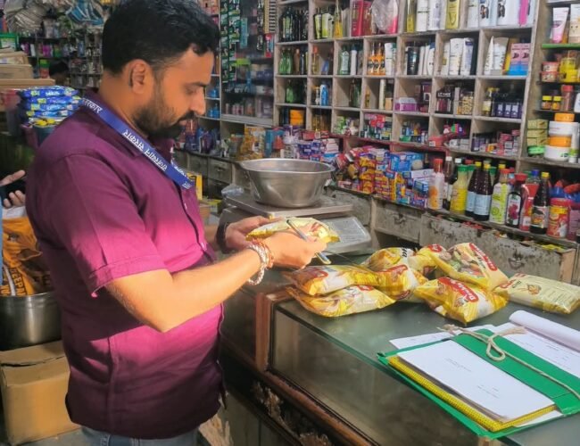उदयपुर: विधिक माप विज्ञान विभाग की बड़ी कार्रवाई, 2 प्रतिष्ठानों पर जुर्माना