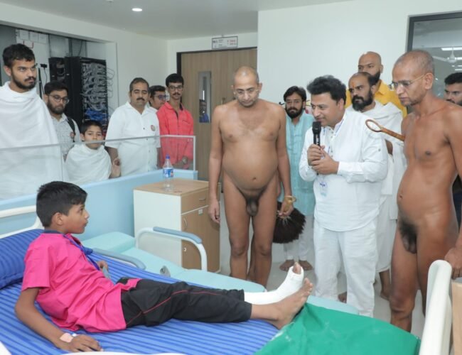 कर्मों पर ही व्यक्ति का वर्तमान और भविष्य निर्भर : मुनि आदित्य सागर