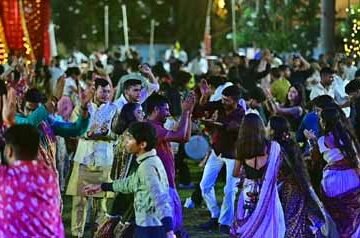 अशोका ग्रीन में ‘मेवाड़ रास डांडिया 2026’ की धूम, गरबा-डांडिया की धुन पर झूम रहे शहरवासी