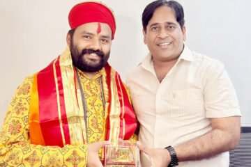 हनुमान अंश’ में बाबा नीम करौली की भूमिका निभाने वाले अभिनेता शोभिनव सत्य से विप्लव कुमार जैन की आत्मीय मुलाकात
