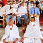 देवेंद्र धाम में आज गुरु पुष्कर जयंती सप्ताह के अंतर्गत आज  द्वितीय दिवस सामायिक दिवस