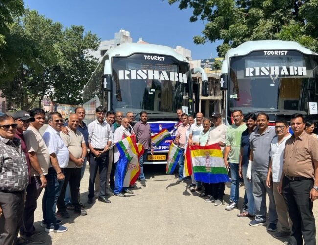 आस्था की राह पर JSG गैलेक्सी: 100 सदस्य तीन दिवसीय तीर्थयात्रा पर हुए रवाना