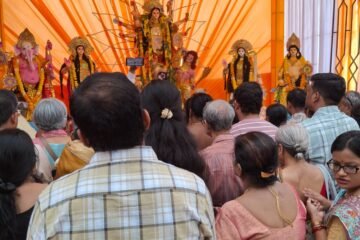 हिरणमगरी में धूमधाम से संपन्न हुआ महाअष्टमी पूजन, सांस्कृतिक कार्यक्रमों और भामाशाहों के सम्मान ने बढ़ाई शोभा