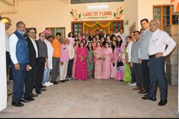 उदयपुर: लायंस क्लब लेकसिटी के 47वें चार्टर दिवस पर फिजियोथेरेपी सेंटर शुरू