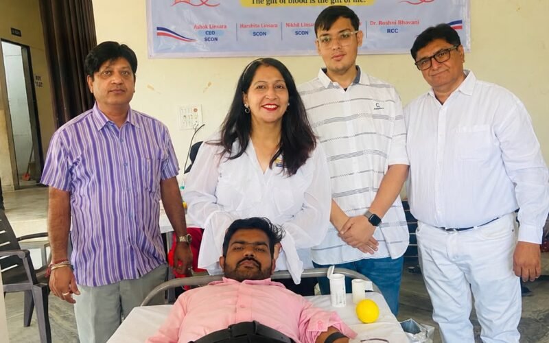 रक्तदान शिविर में 50 से अधिक लोगों ने किया रक्तदान