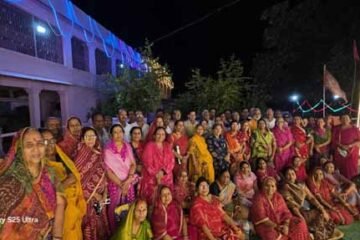 श्री सेन वरिष्ठ नागरिक मंडल के 70 सदस्यों ने की धार्मिक यात्रा
